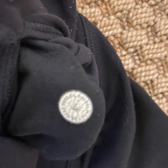 SOLD Lululemon Align Pant II Leggings 25” - Picture 7 of 8